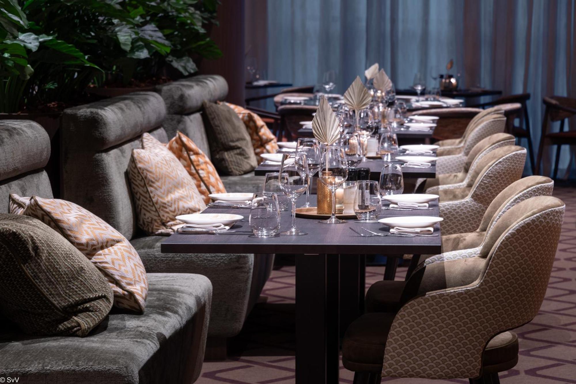 Van Der Valk Theaterhotel Алмело Екстериор снимка