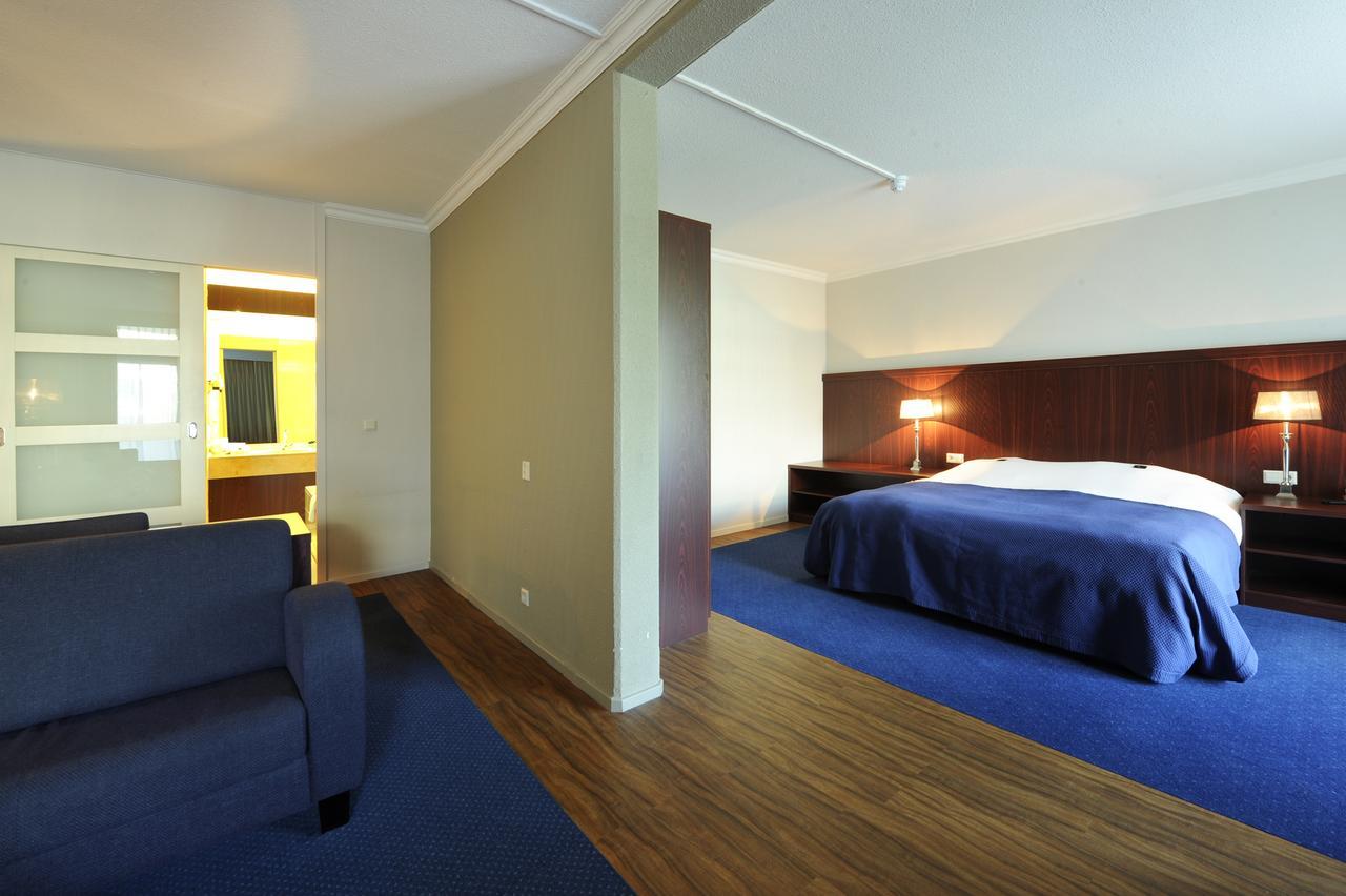 Van Der Valk Theaterhotel Алмело Екстериор снимка